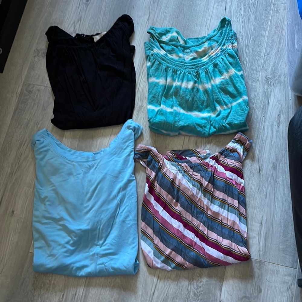 LOFT 4 different style tops  size large